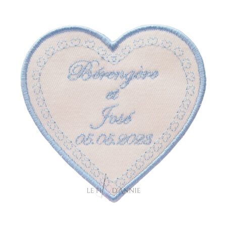 Quelque chose de bleu pour la robe de mariée