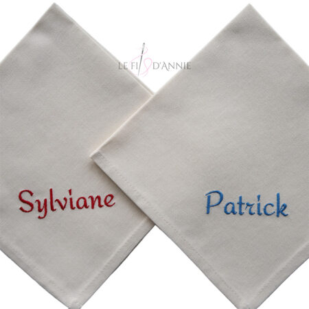 Serviette de table avec des prénoms