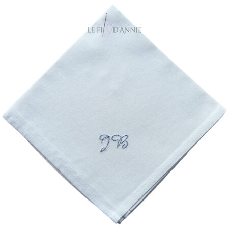 Serviette de table brodée avec initiales
