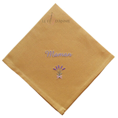 Serviette de table en tissu brodée avec un prénom et un bouquet de lavande