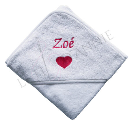 Sortie de bain bébé avec le prénom et un coeur